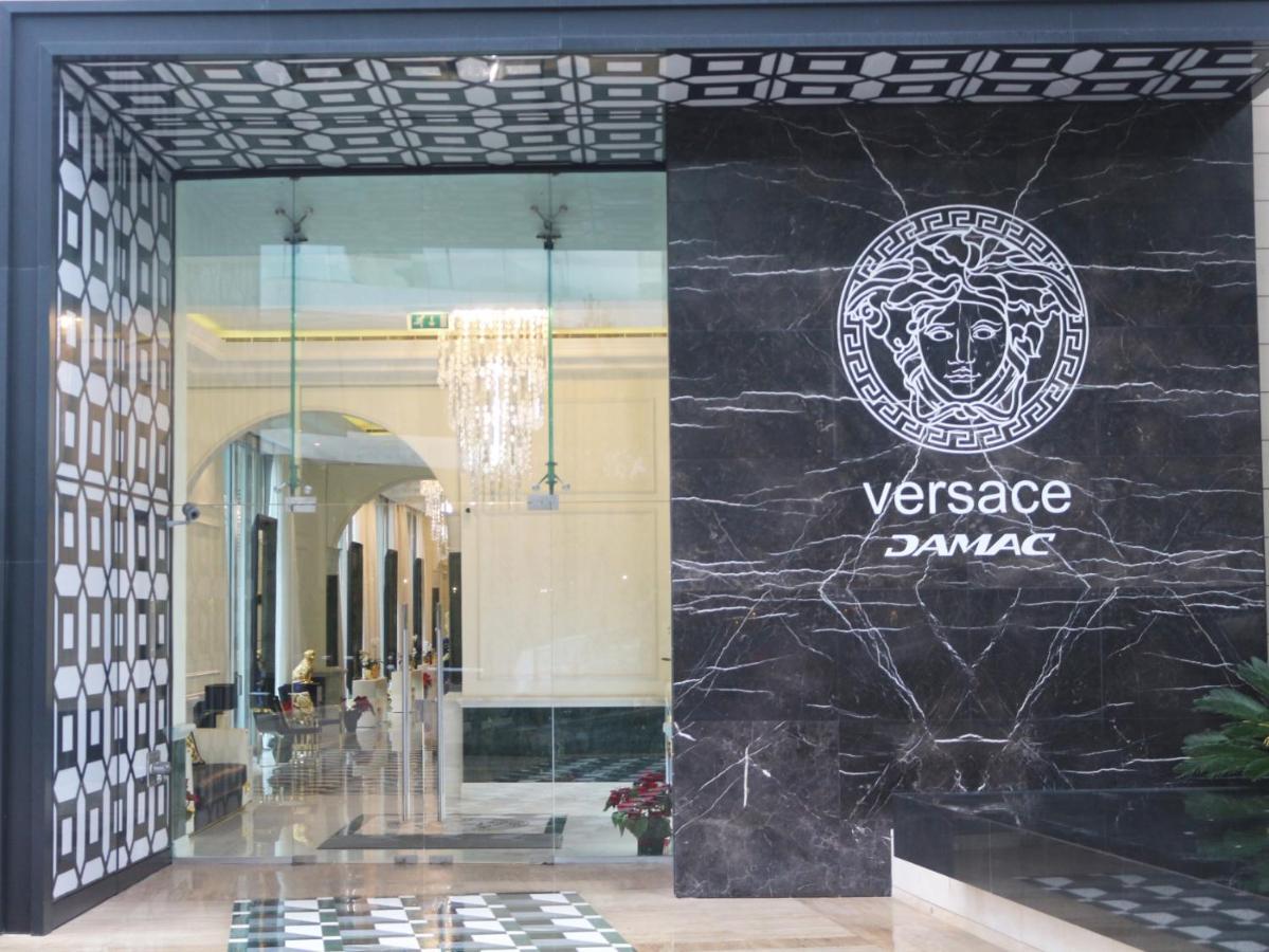 Versace Tower Luxury - Downtown Apartment